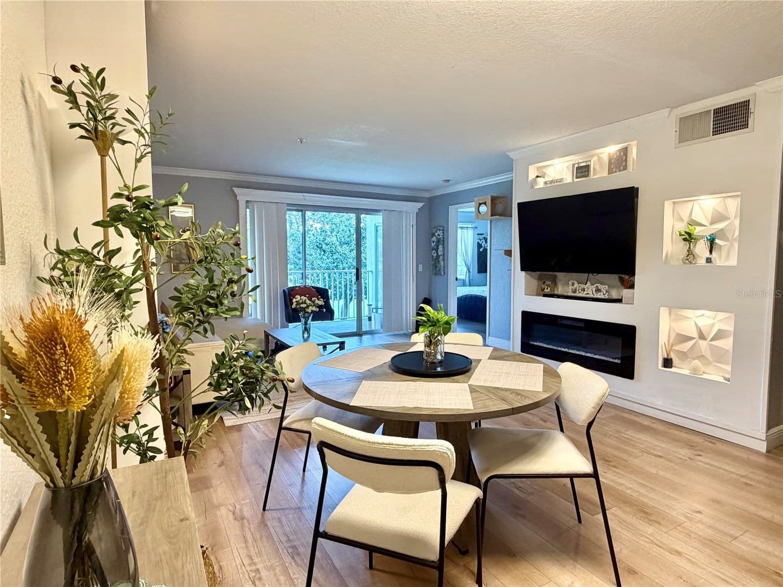 14049 FAIRWAY ISLAND