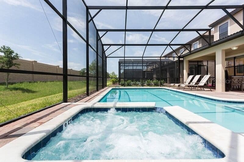 1502 MOON VALLEY