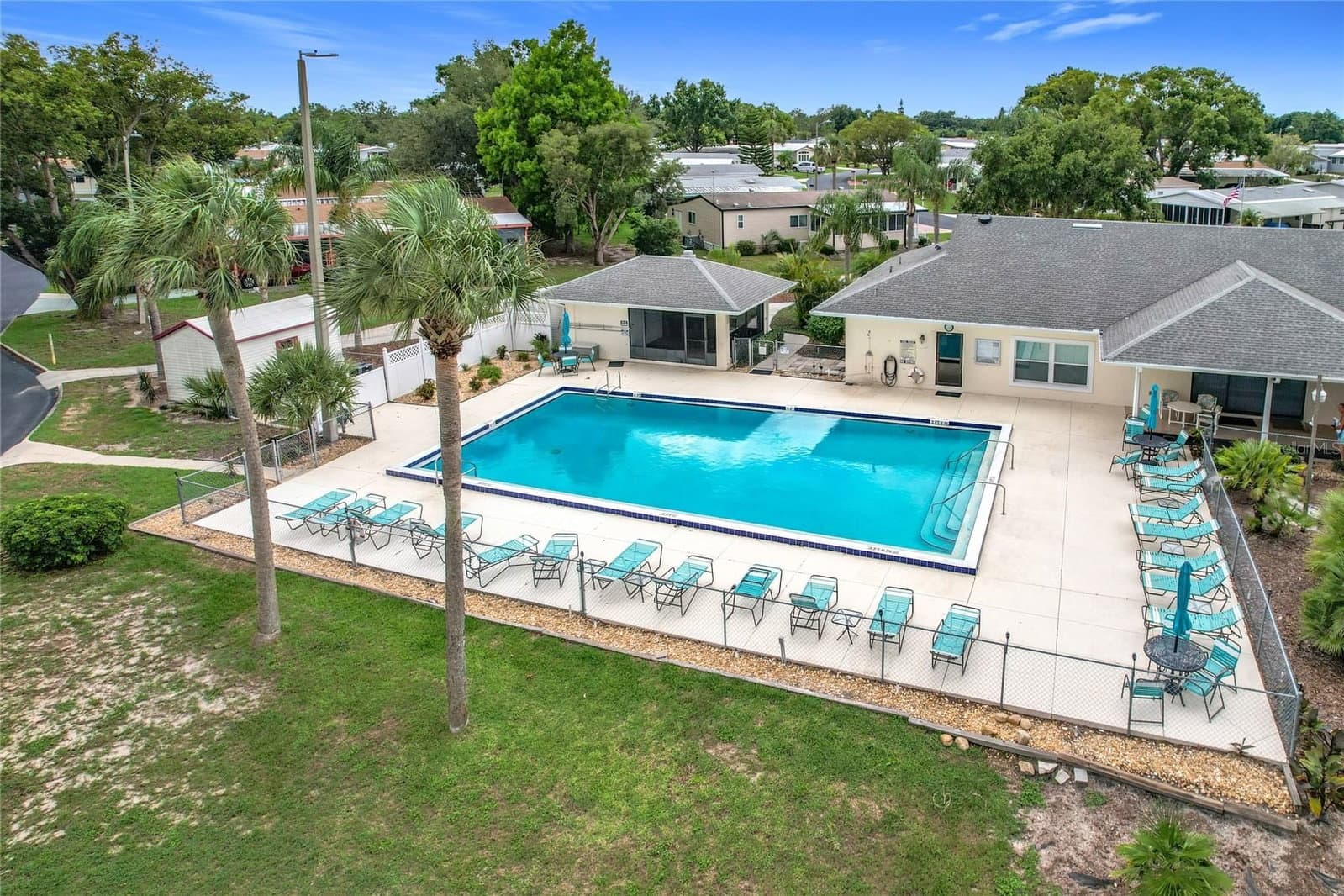 6044 GRAND OAKS