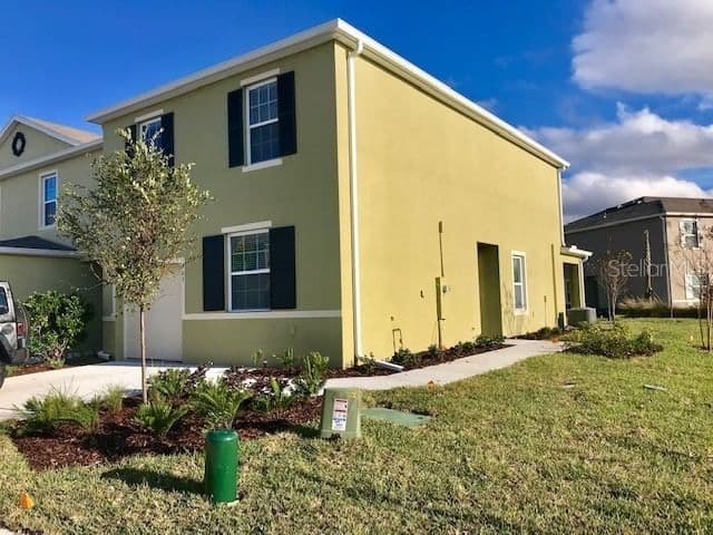 403 ARBOR LAKES