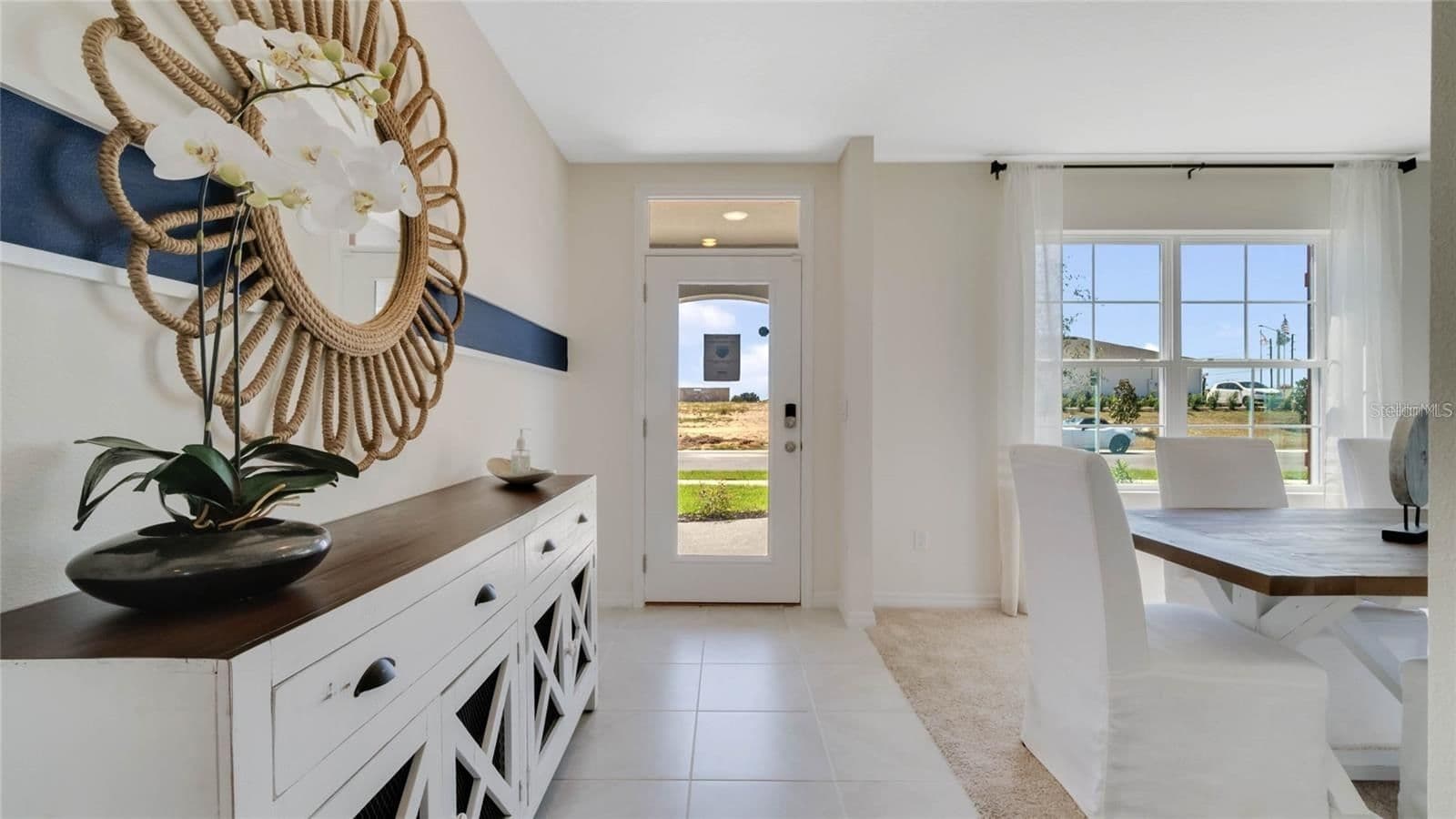 572 LAKE WILDMERE