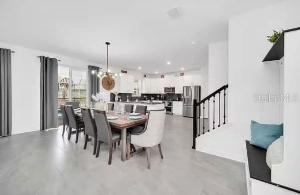 9092 SOMMERSET HILLS
