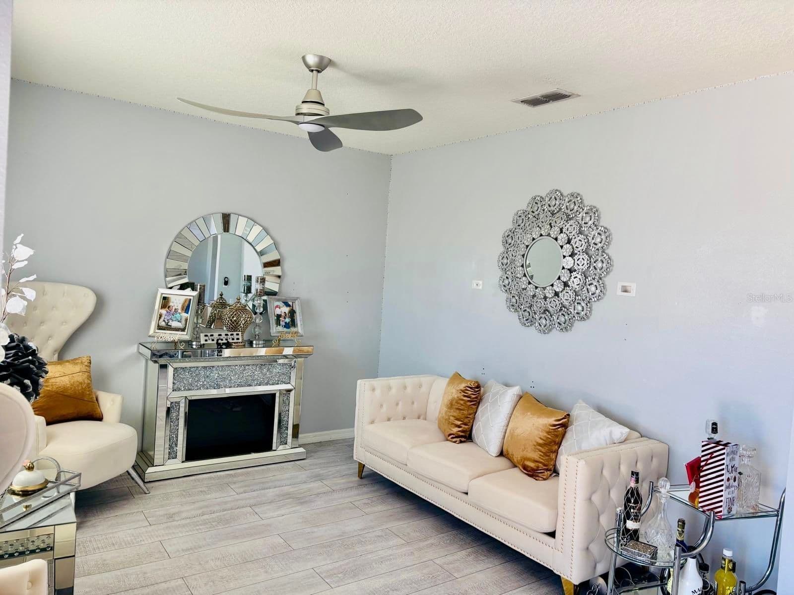 5837 ARLINGTON RIVER