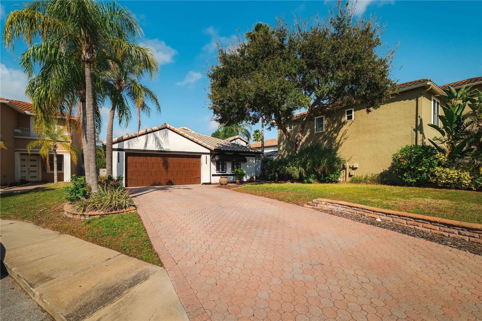 5806 CAY COVE