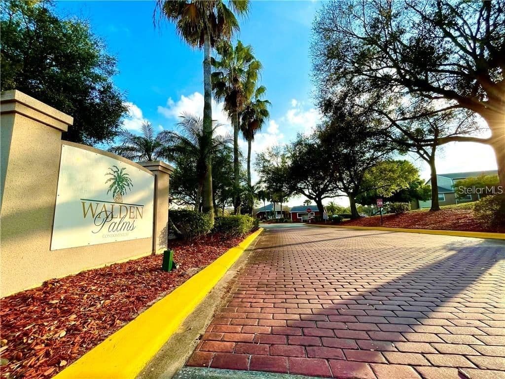 4756 WALDEN