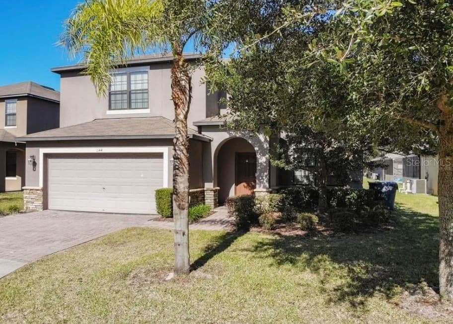 1144 CYPRESS POINTE