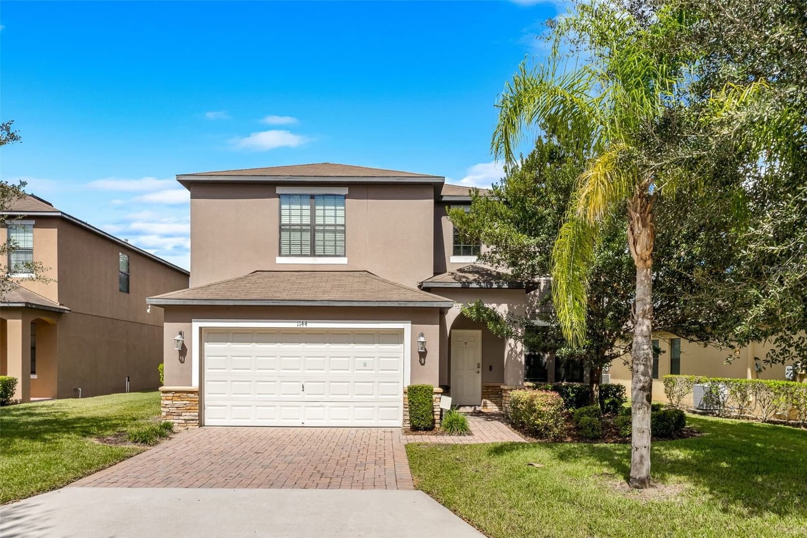 1144 CYPRESS POINTE