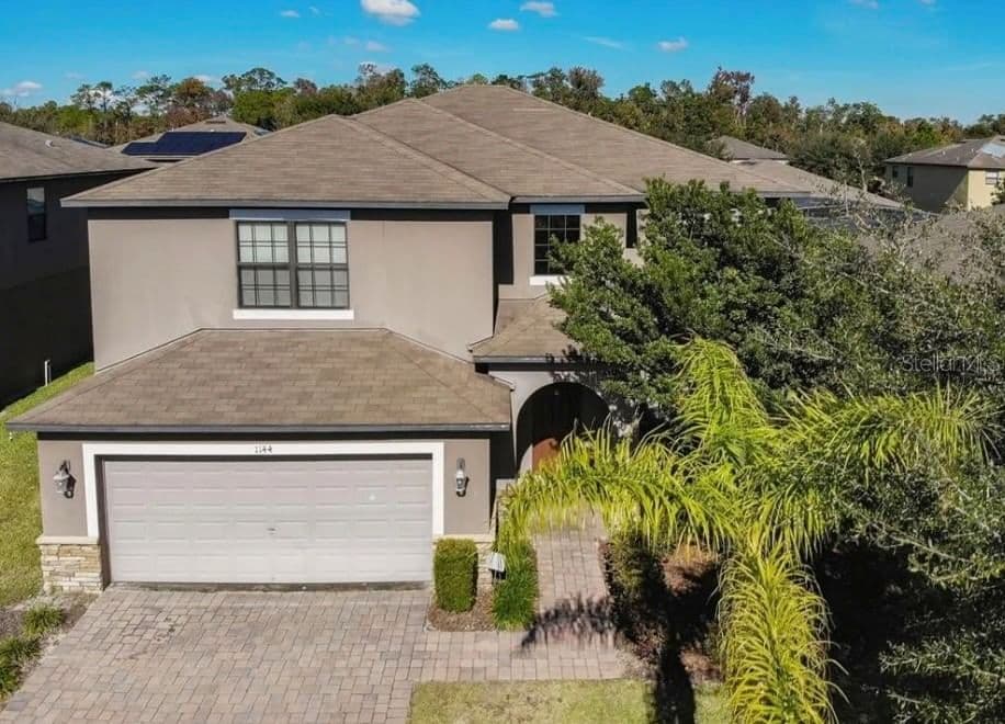 1144 CYPRESS POINTE