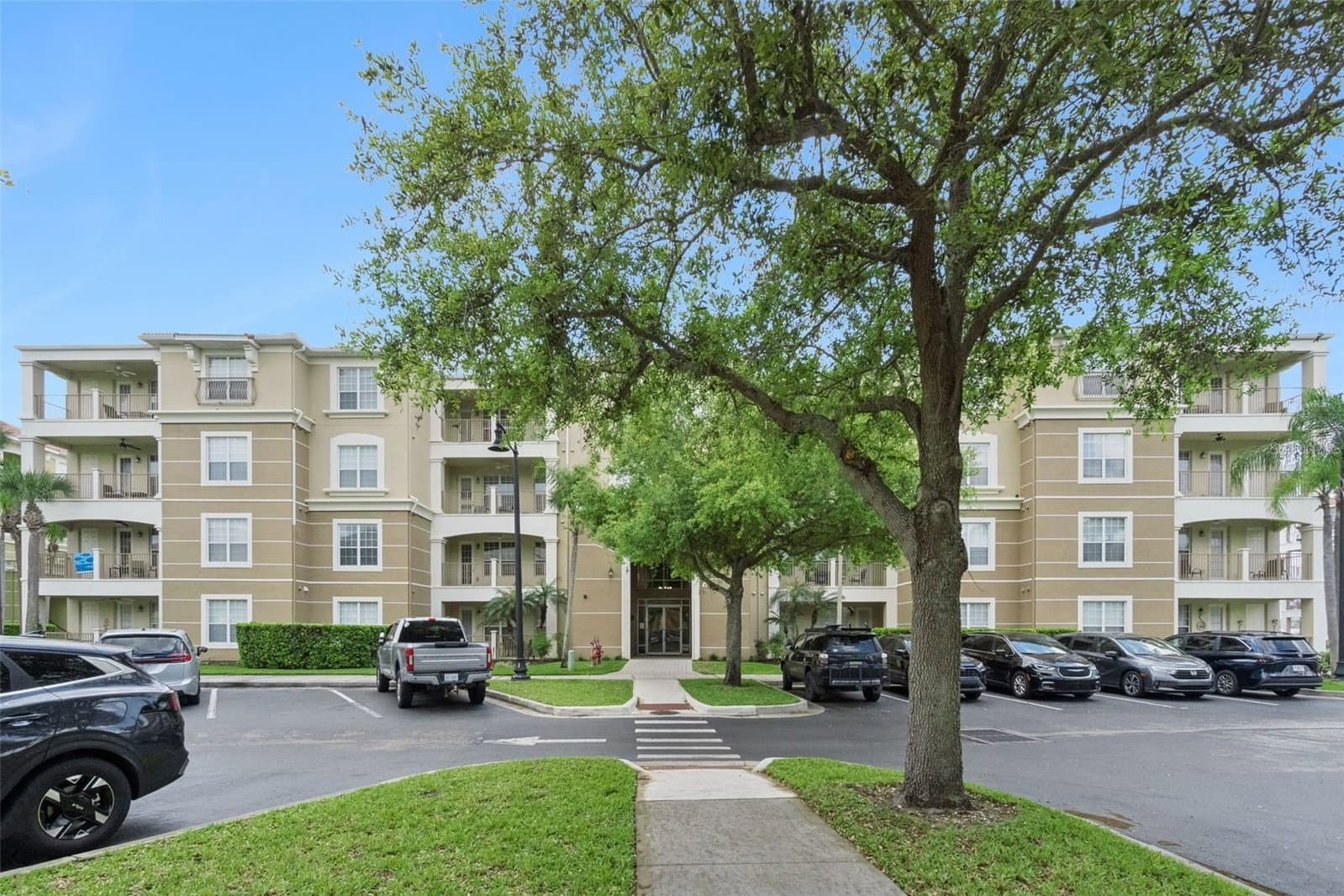 4816 CAYVIEW
