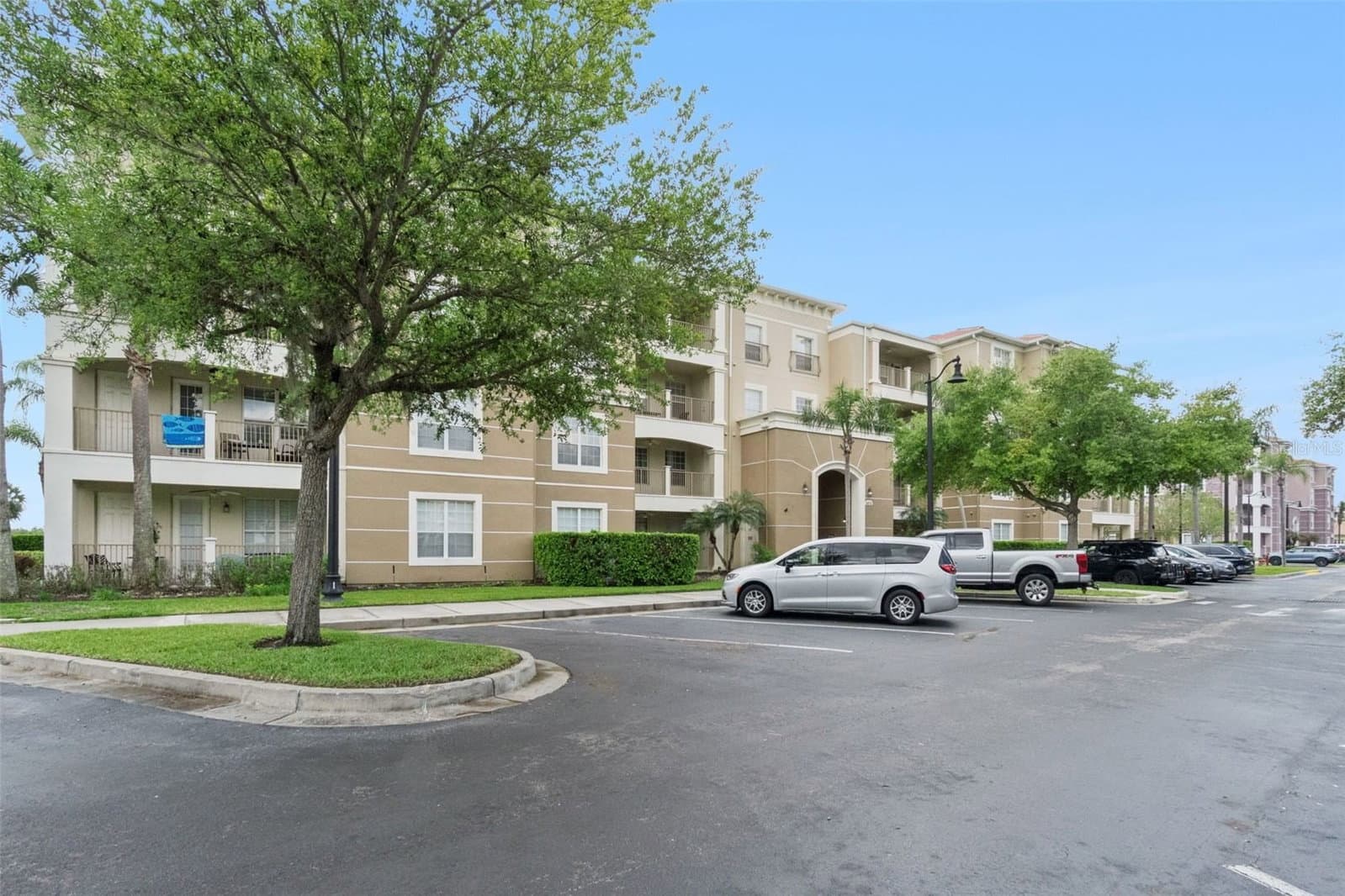 4816 CAYVIEW