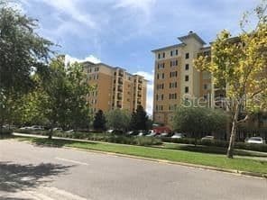 8100 POINCIANA
