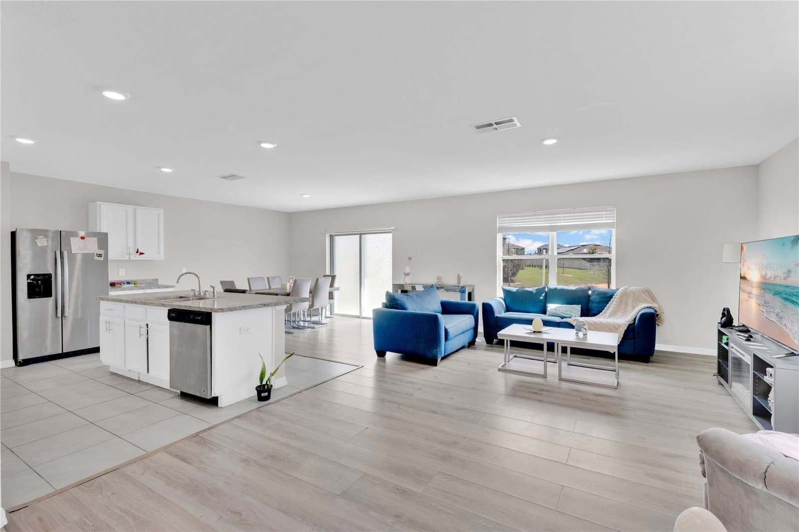 167 EAGLEVIEW