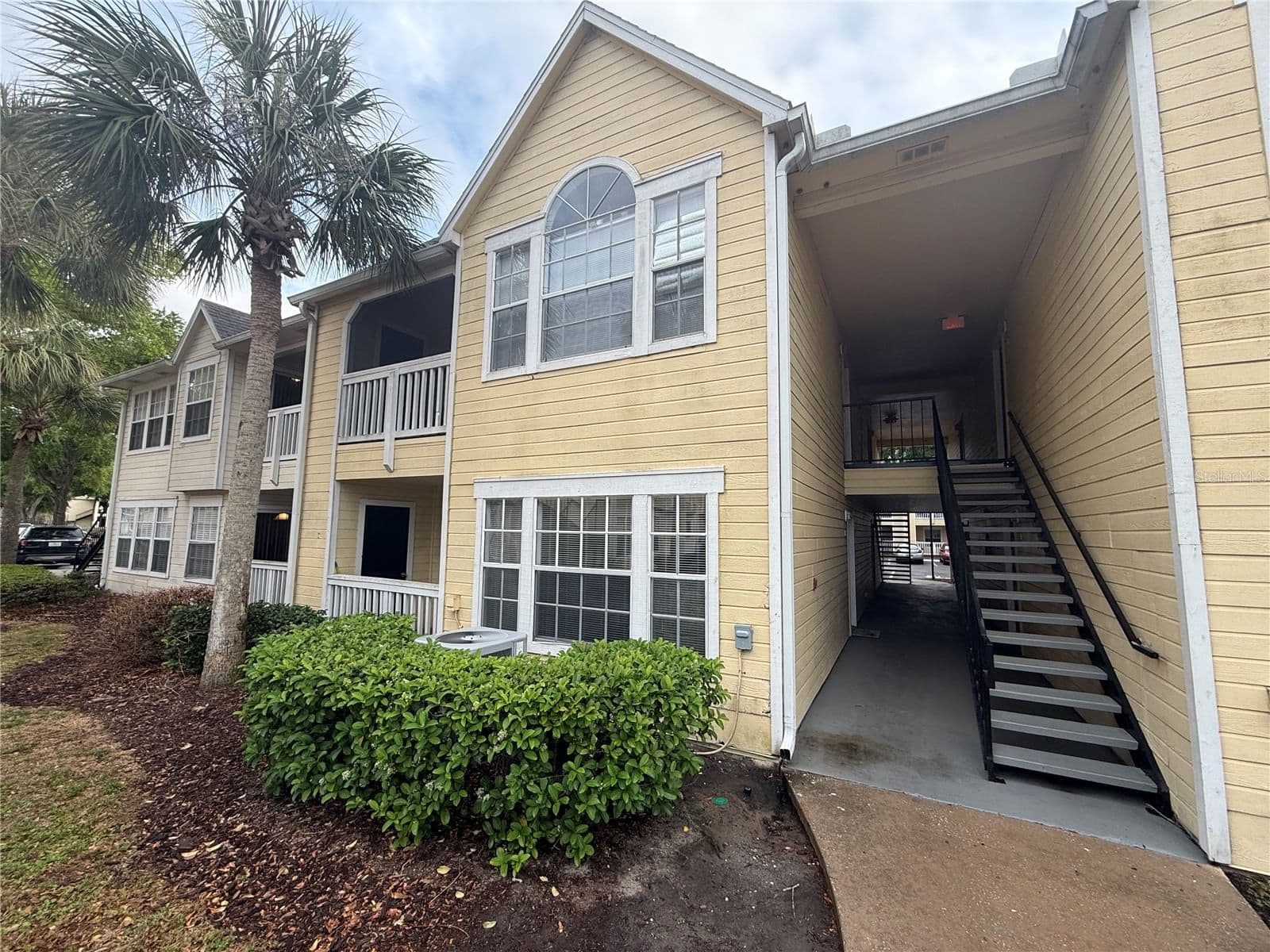 1025 HIAWASSEE