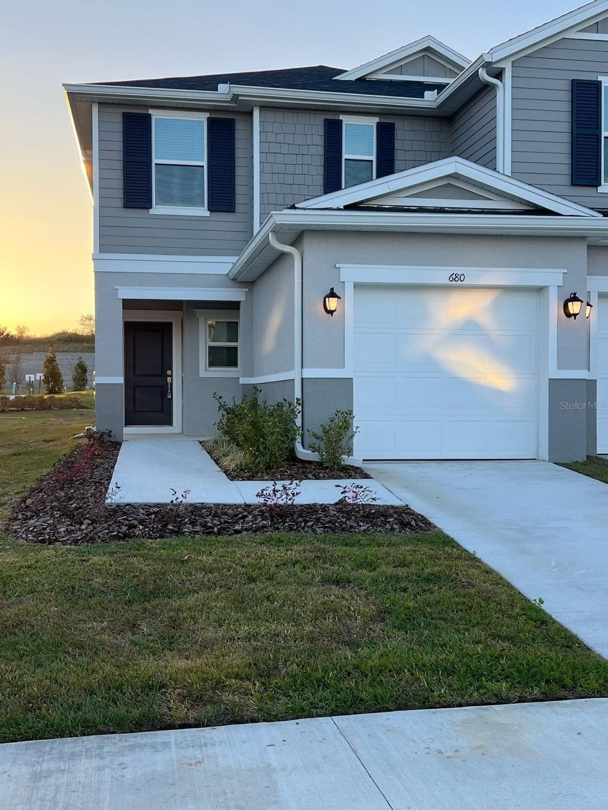 680 STONEY POINT
