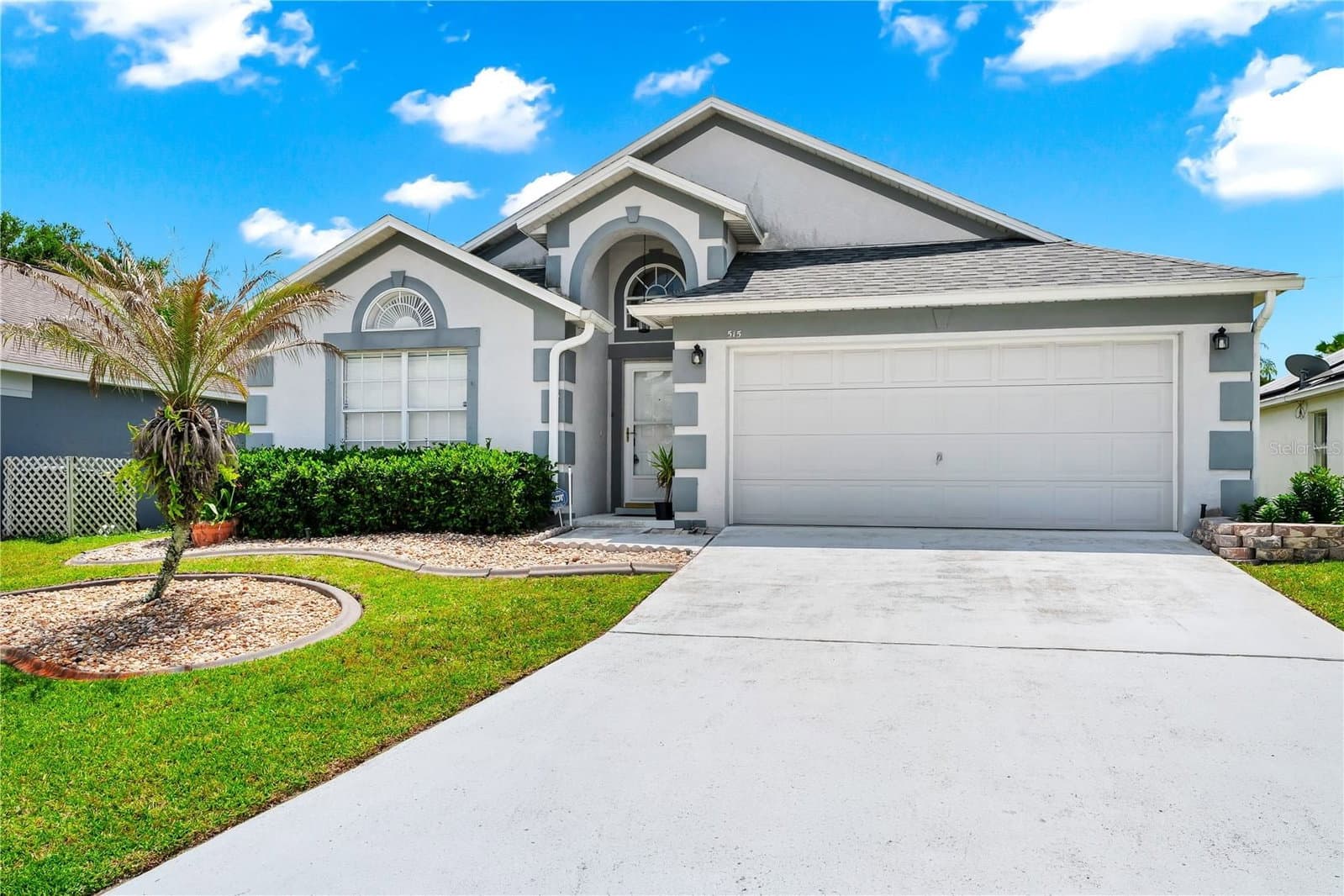 515 LAKE DAVENPORT