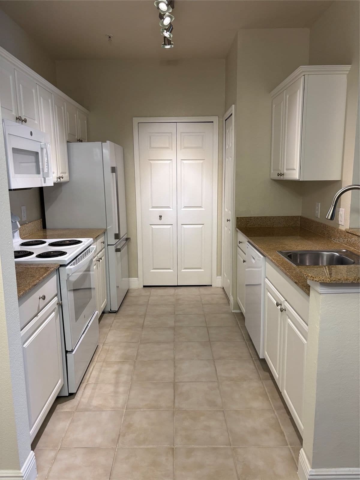 143 SOUTHERN PECAN