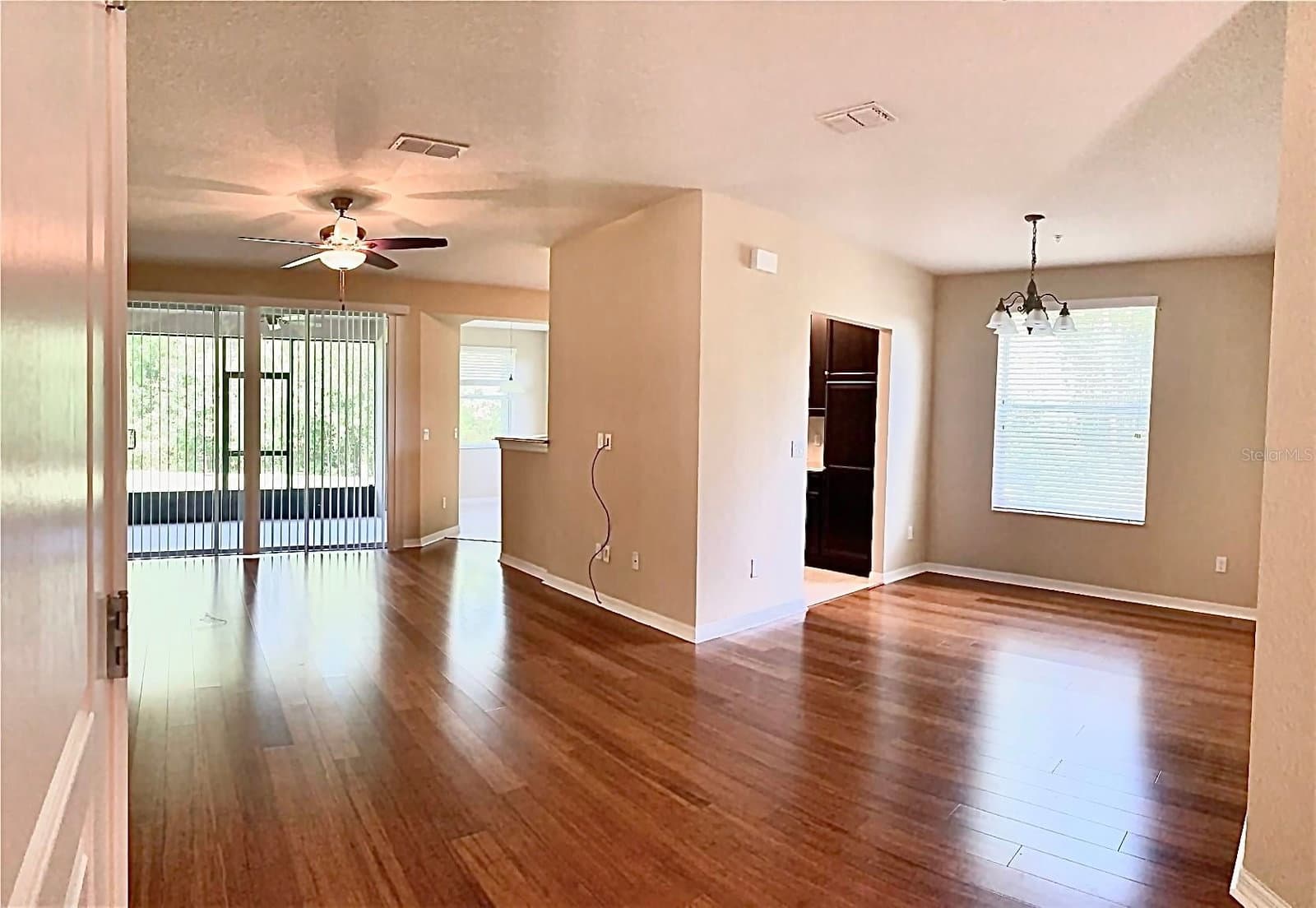 8363 BELLA TIERRA CT
