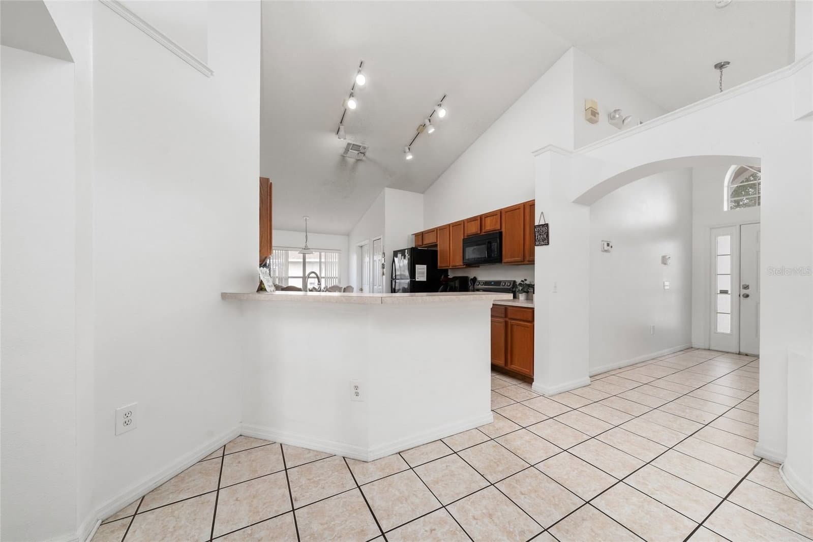 232 LAKE SHORE