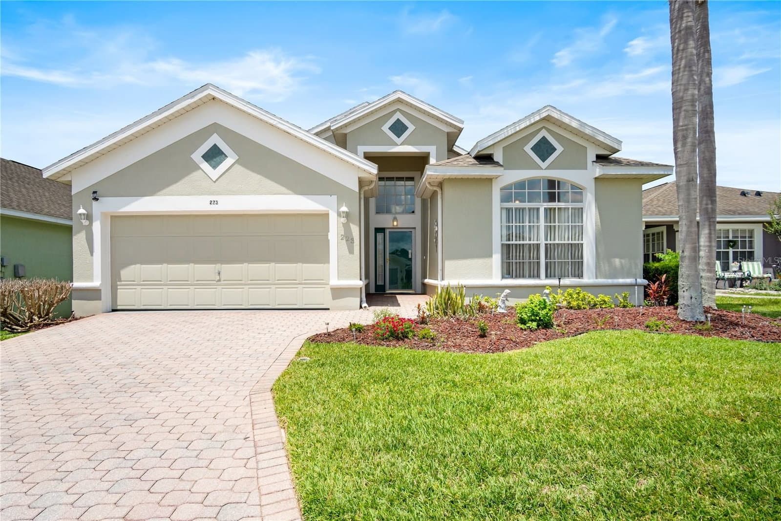 223 RIDGE VIEW