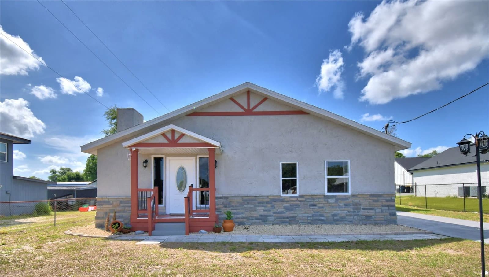 208 CENTER