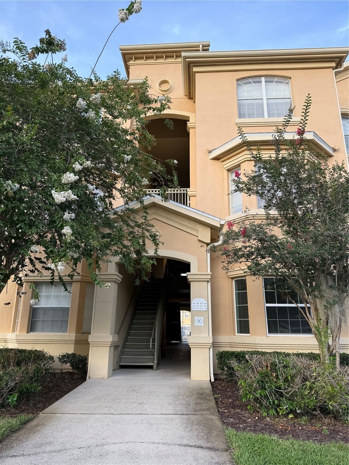 714 TERRACE RIDGE