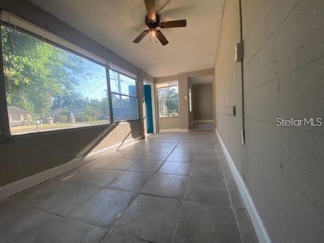 907 COLUMBIA