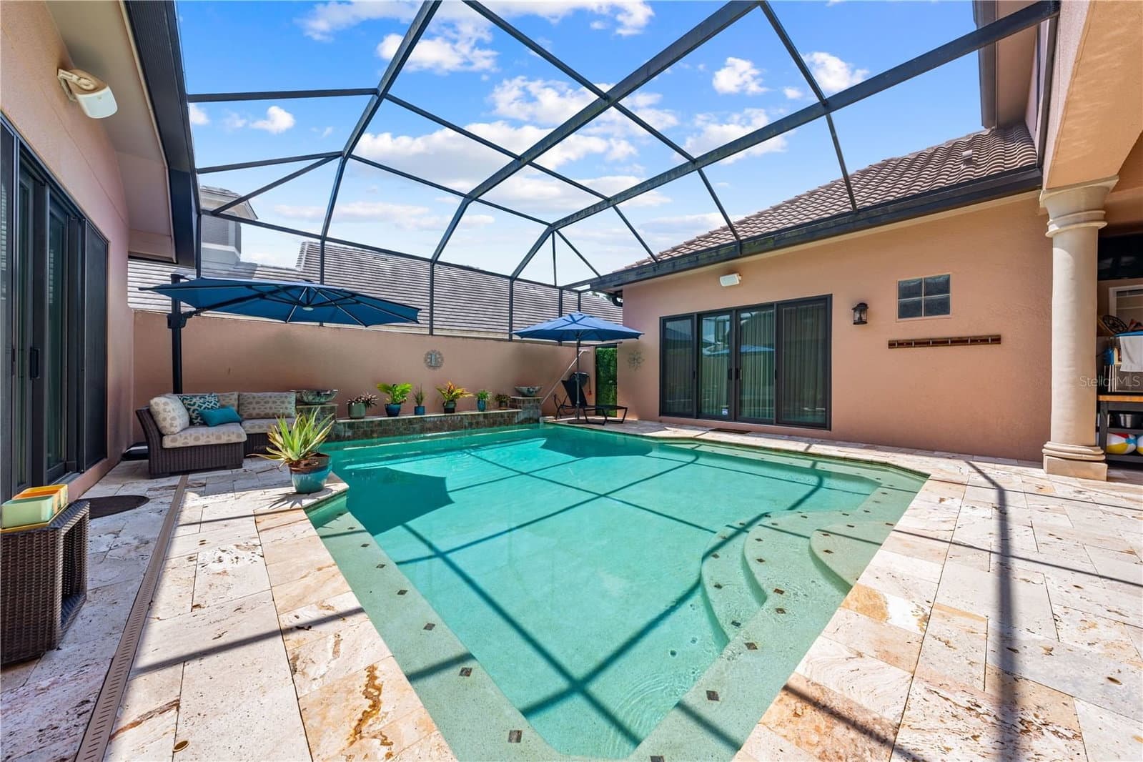 2557 HERITAGE GREEN