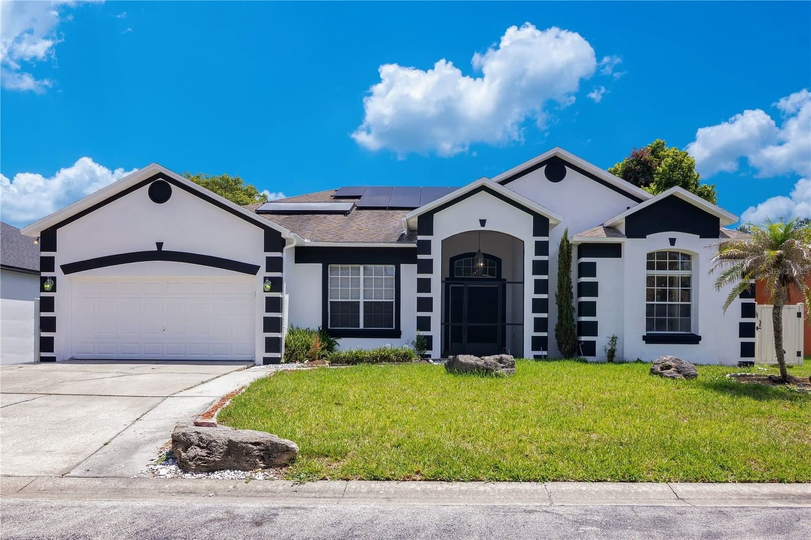 216 BOXWOOD
