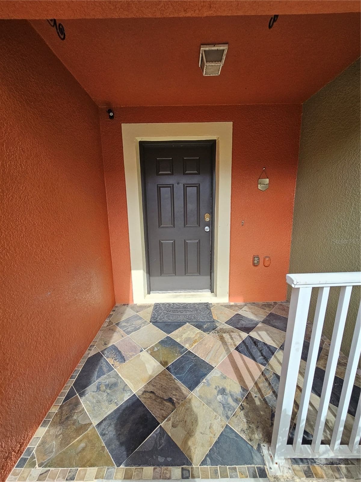 752 CRESTING OAK