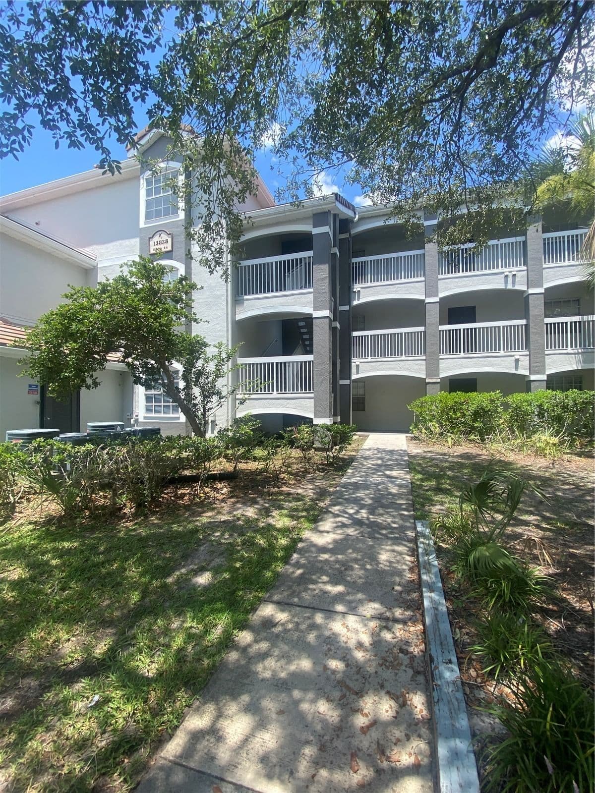 13838 FAIRWAY ISLAND