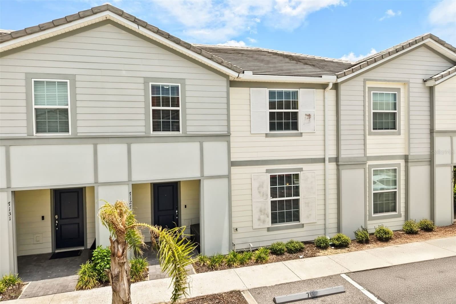 7127 OAKMOSS