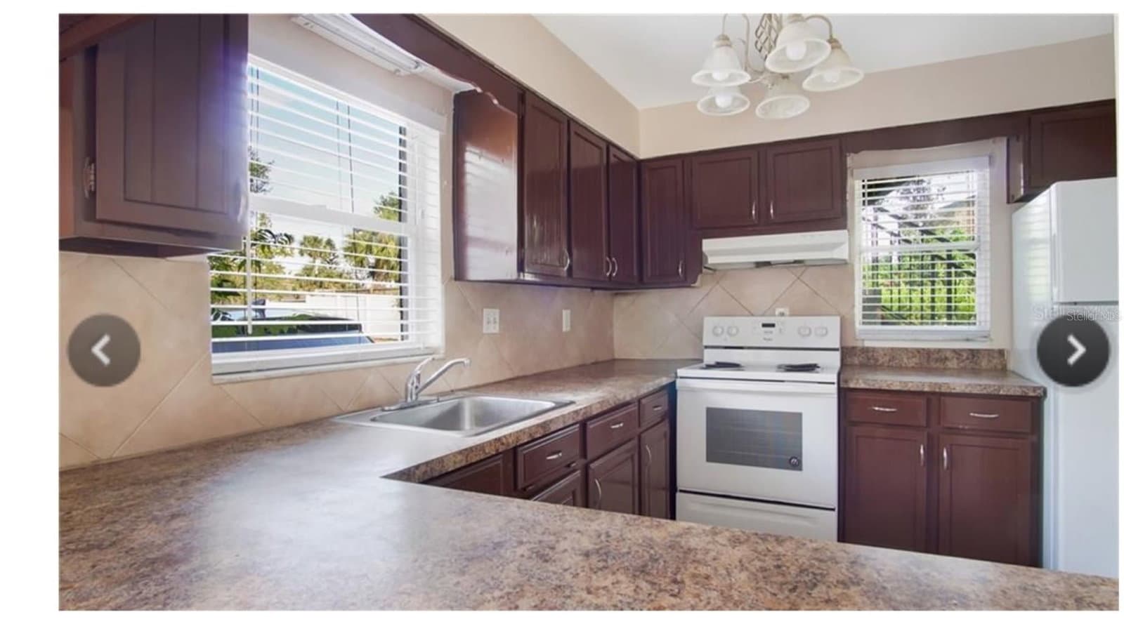6010 AMBERLY
