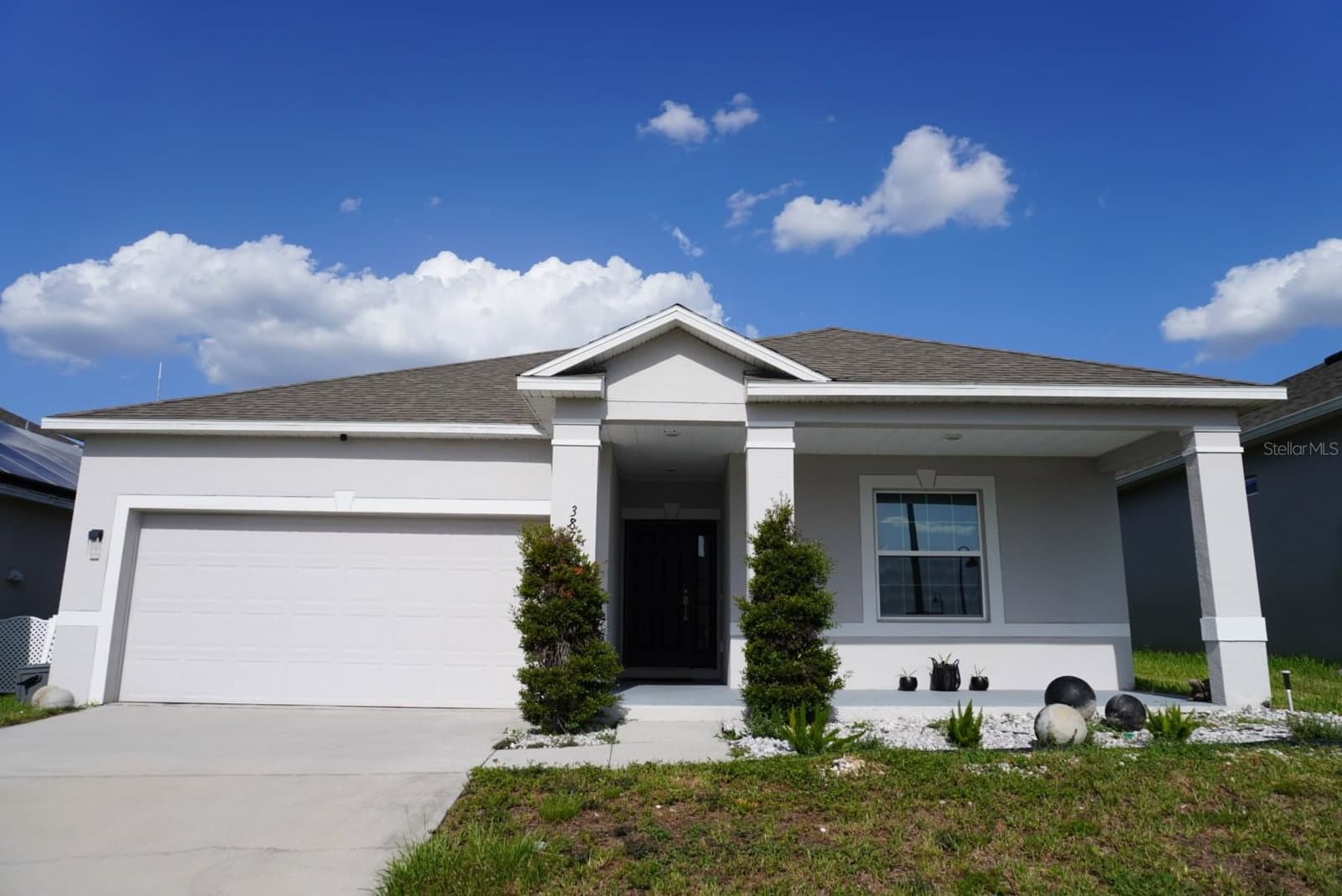 387 PINECREST