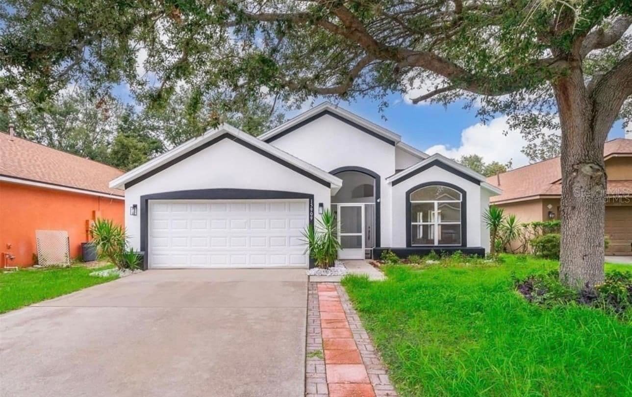 15909 GREEN COVE, Clermont, FL