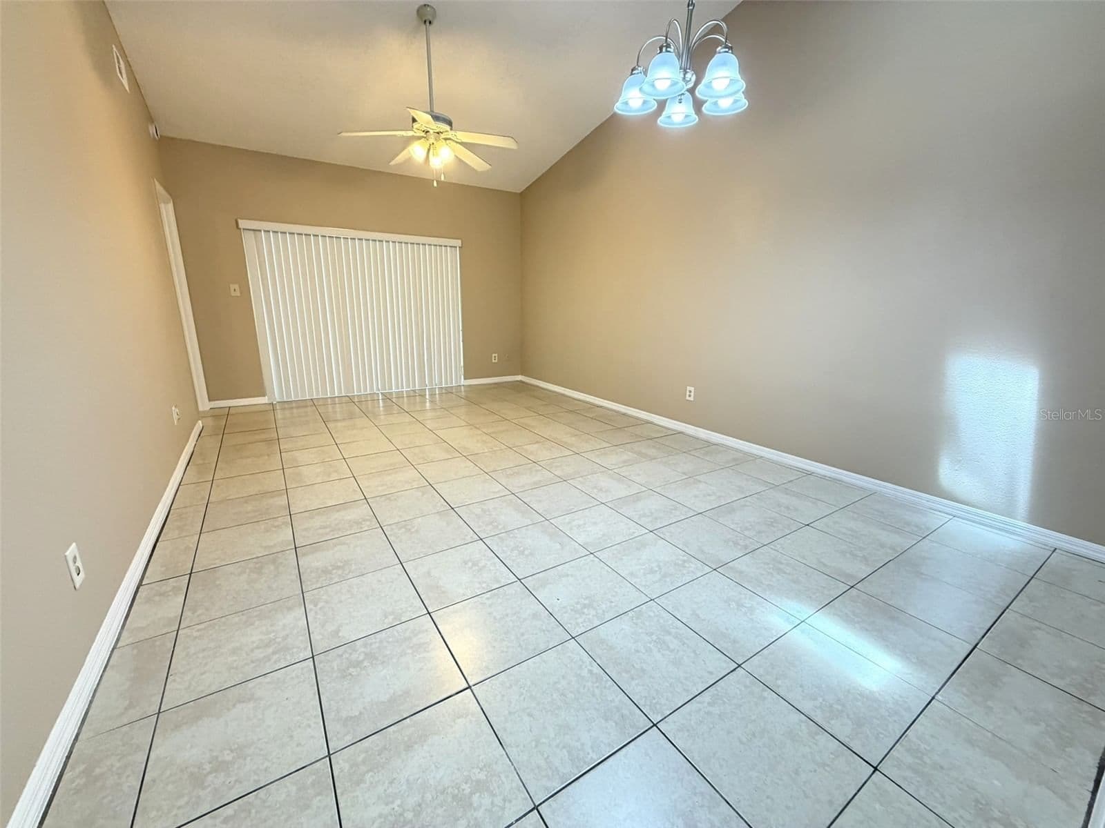 7916 RICHWOOD
