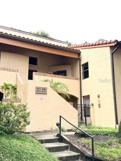 1211 SALERNO