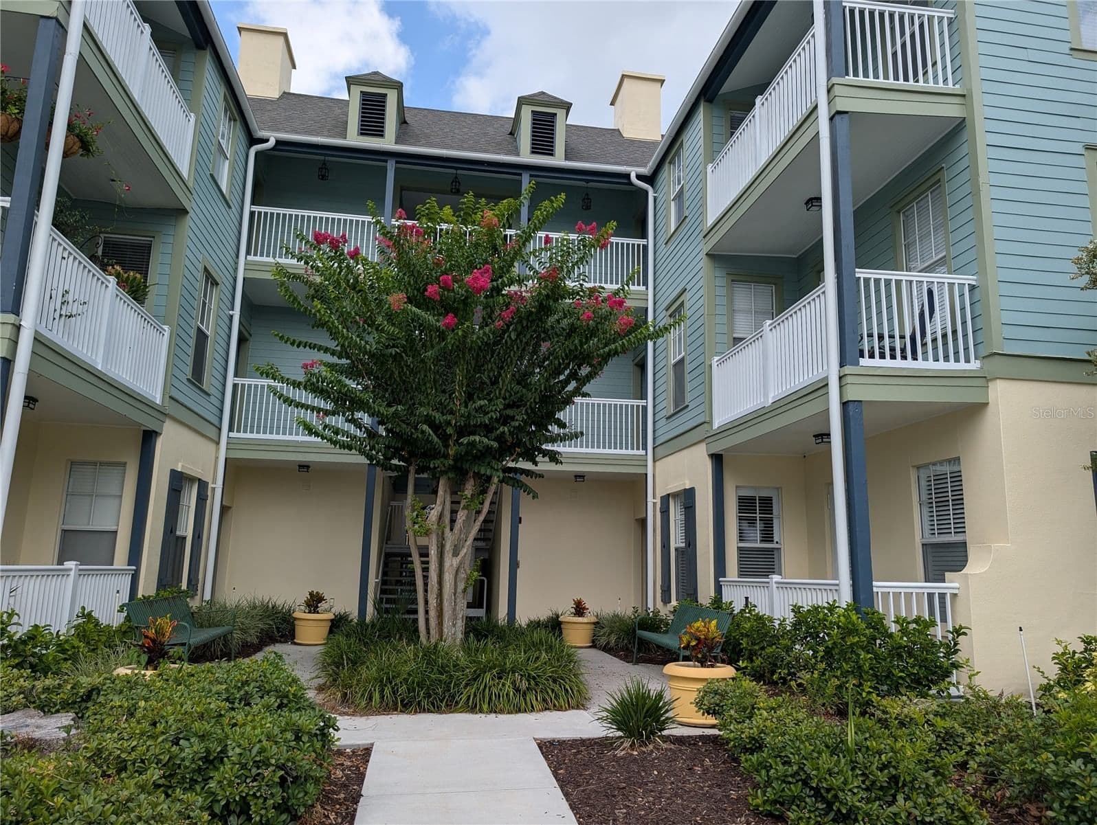 611 CAMPUS, Celebration, FL