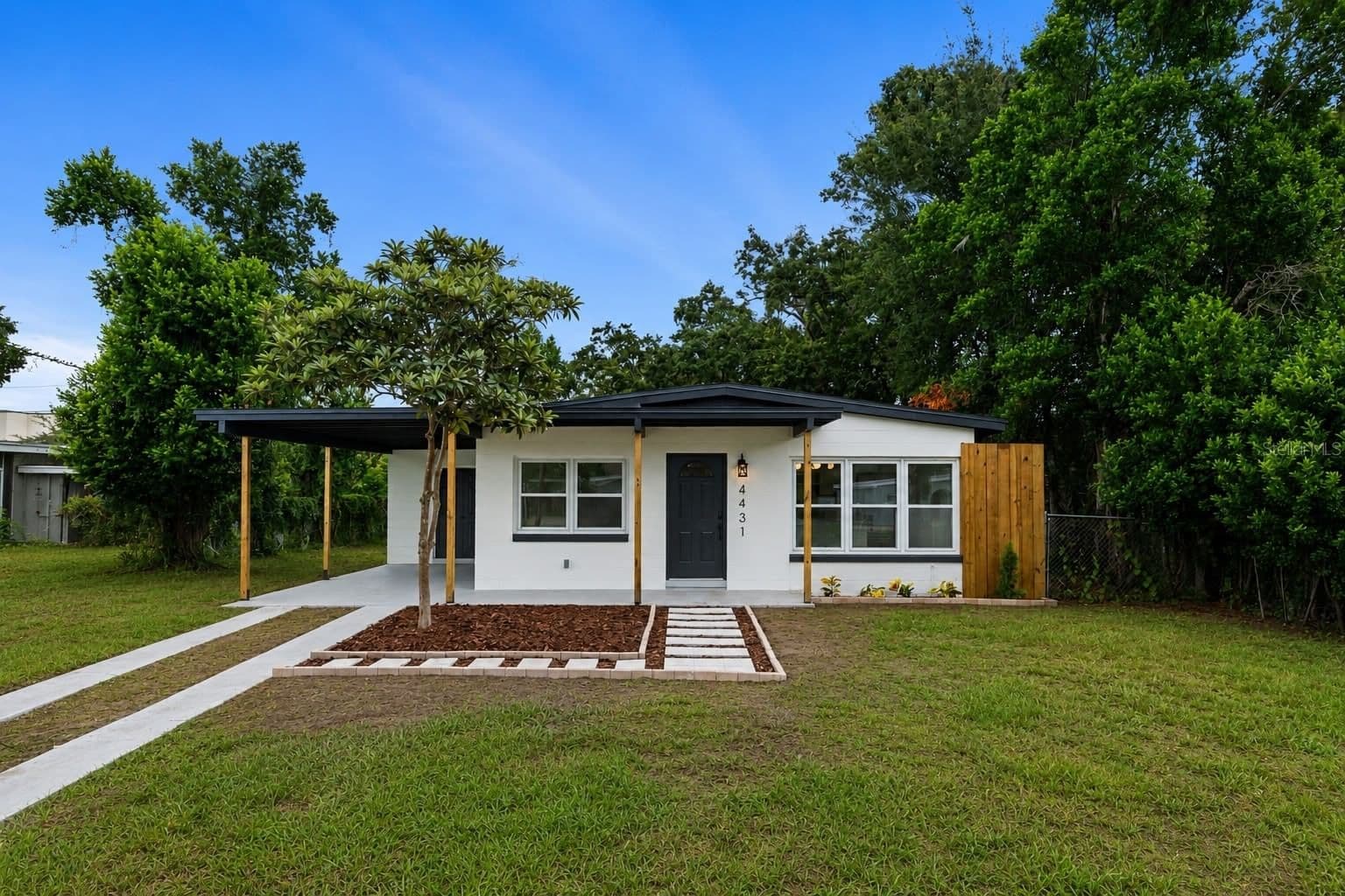 4431 SOUTHMORE
