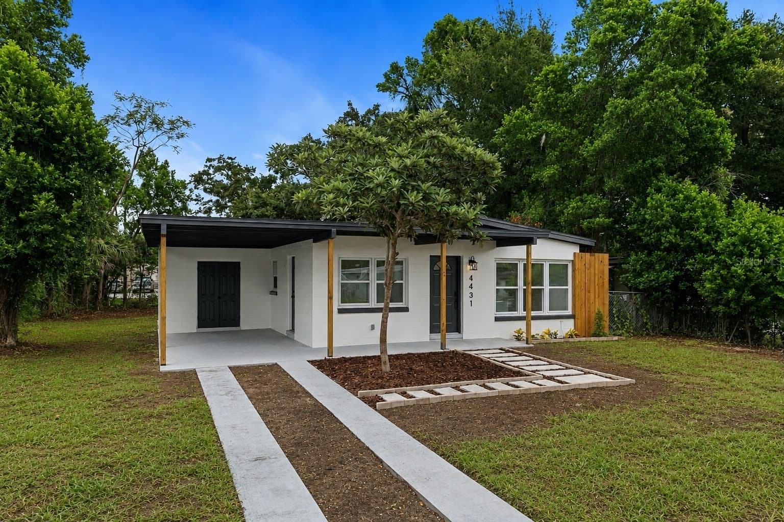 4431 SOUTHMORE
