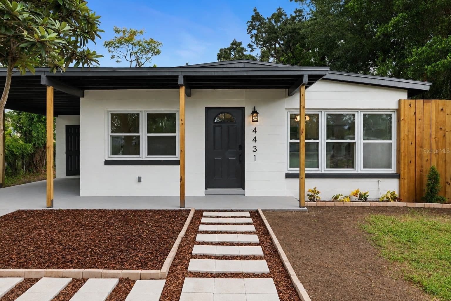 4431 SOUTHMORE
