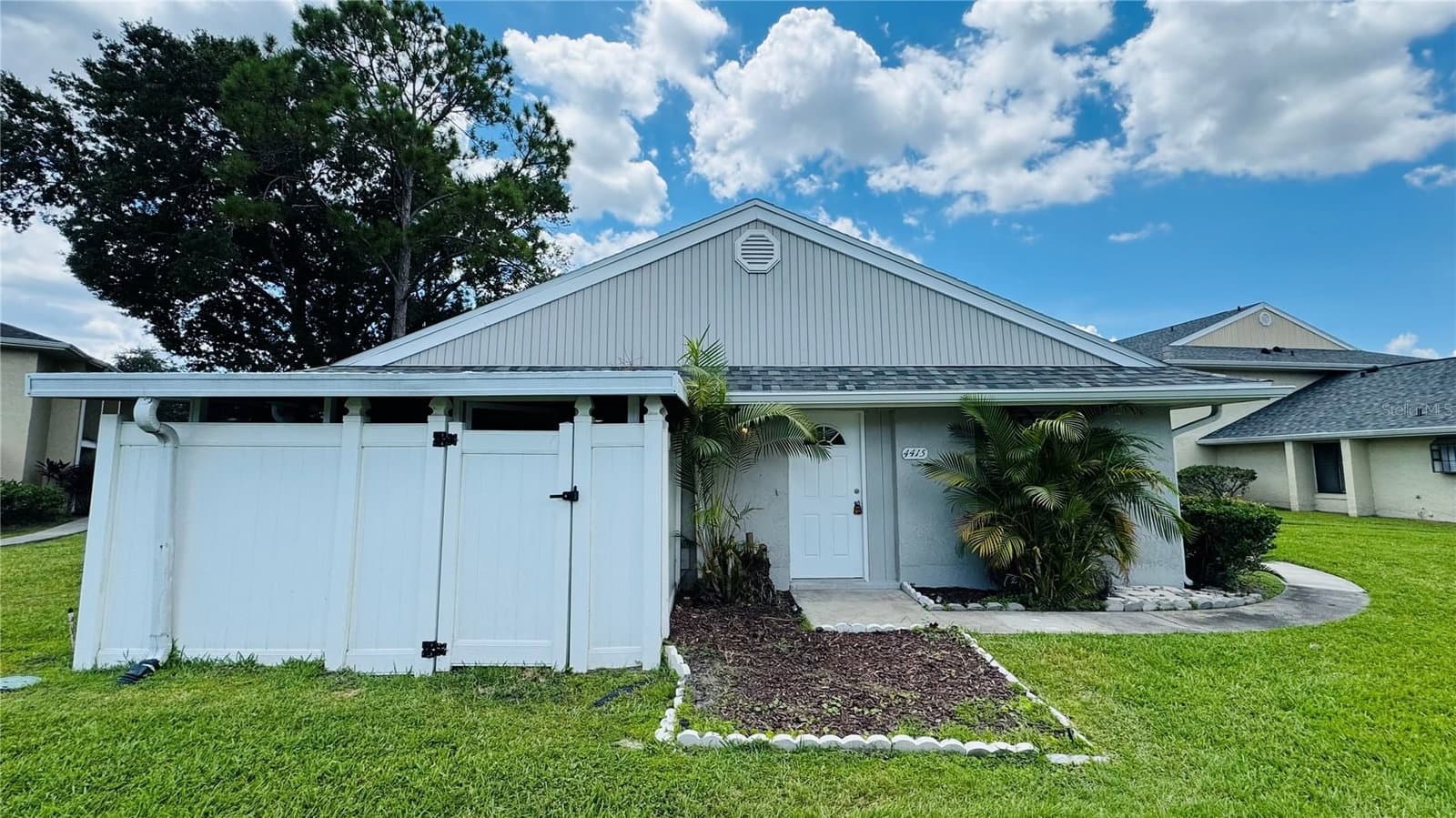 4415 PINEBARK