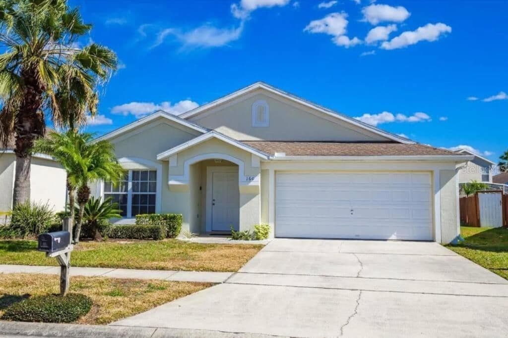 160 BLOOMINGDALE, Davenport, FL