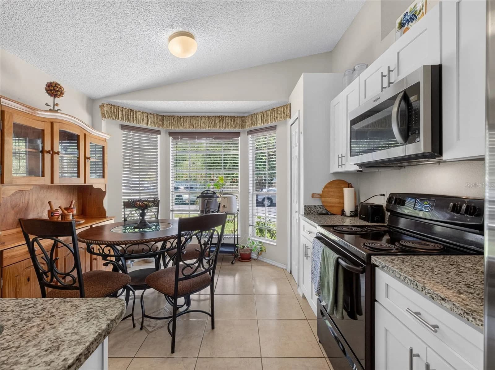 10225 CODY Lane