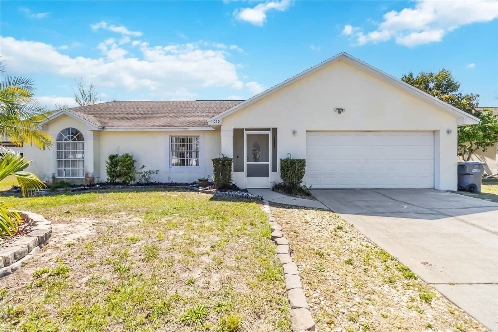959 LOMA BONITA Drive