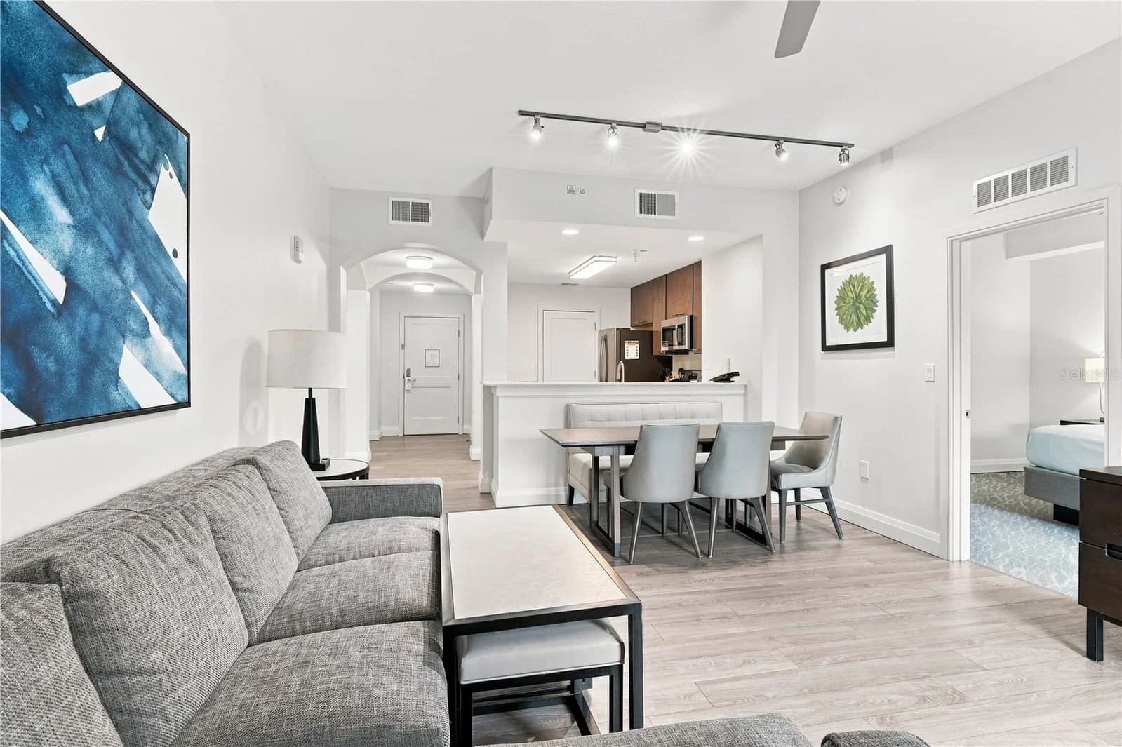 14501 GROVE RESORT Avenue #3403