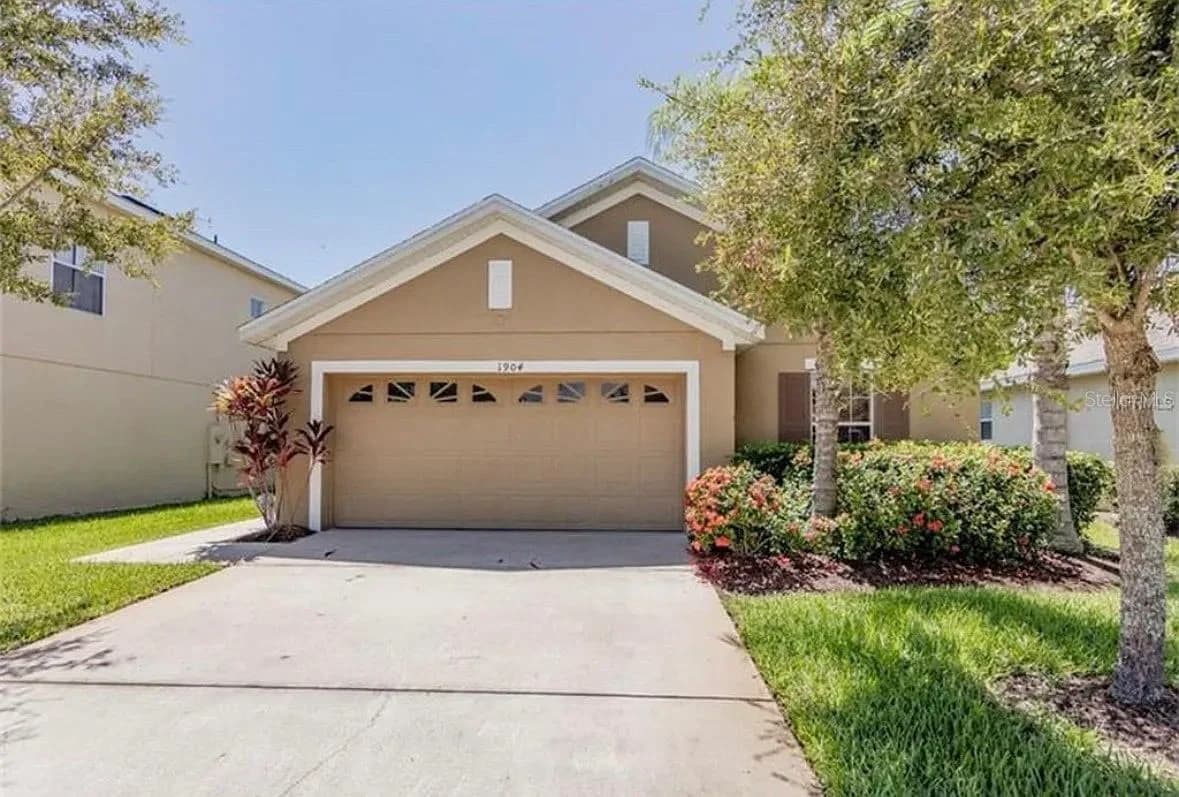 1904 COMMANDER, Kissimmee, FL