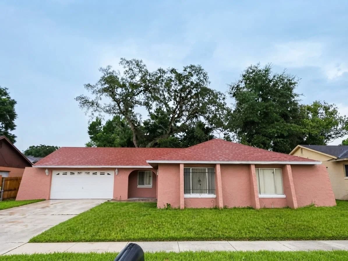 2245 OSHKOSH Court