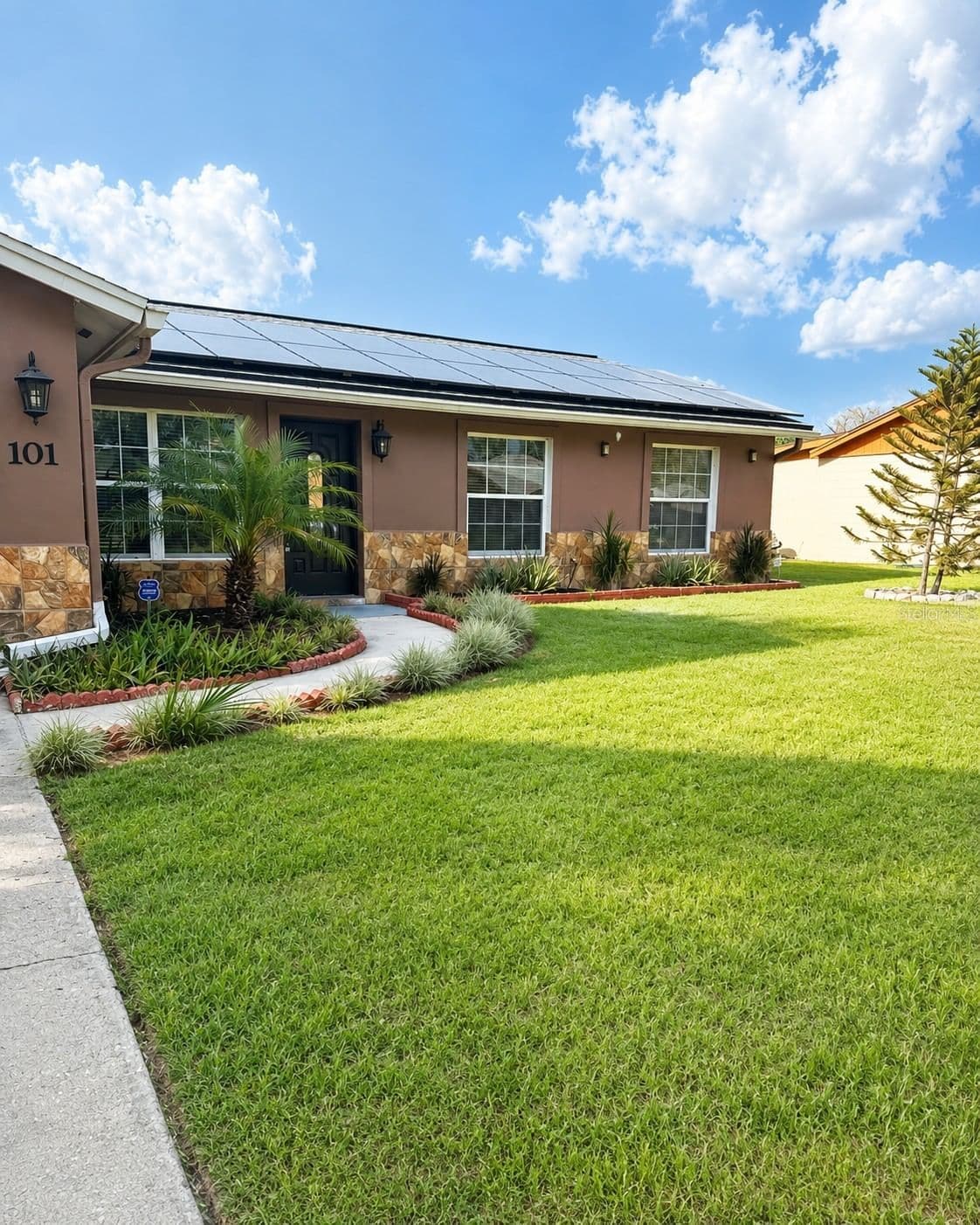 101 GARDENIA RD, Kissimmee, FL