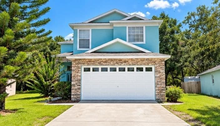 1737 SAGE CREEK Court