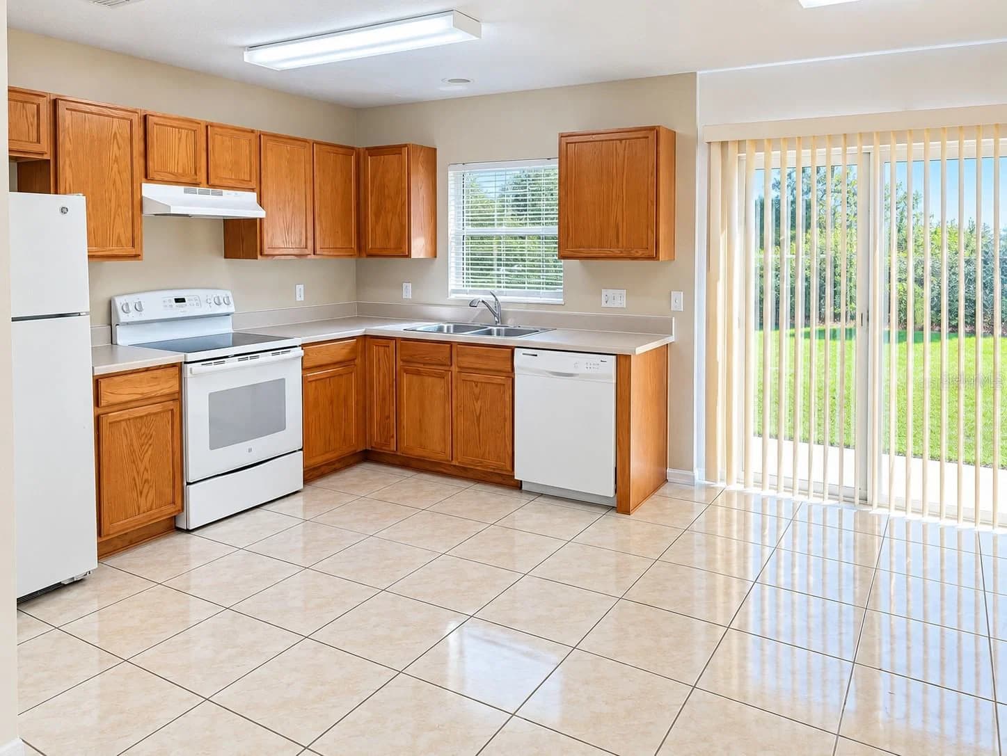 1737 SAGE CREEK Court